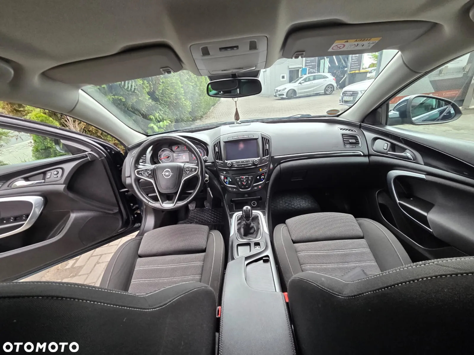 Opel Insignia - 29