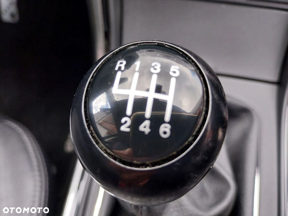 Mazda 6 2.0 Exclusive - 23