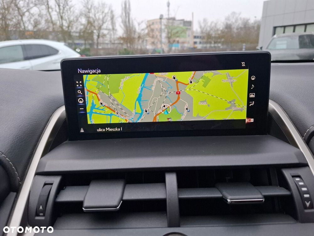 Lexus NX 300 GPF F Sport AWD - 31