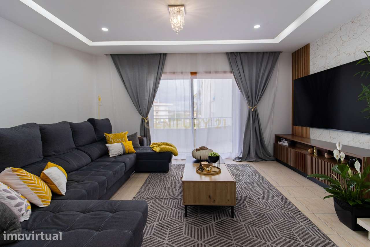 Apartamento T4 Excelentes Áreas - Grande imagem: 4/24