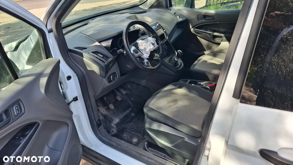 Ford Transit Connect - 13