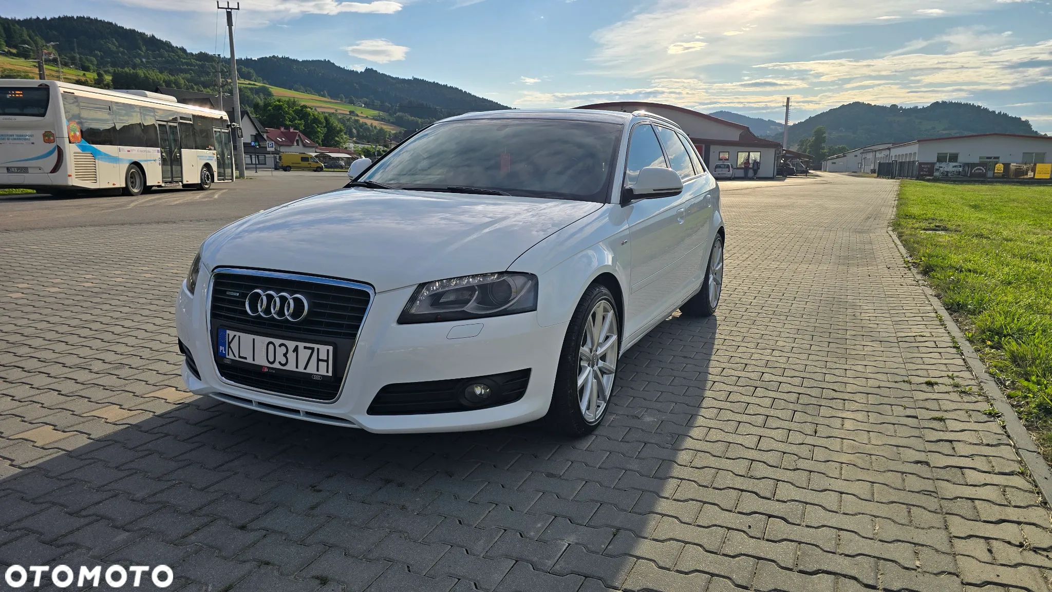 Audi A3 2.0 TDI Sportback DPF quattro S line Sportpaket plus - 1