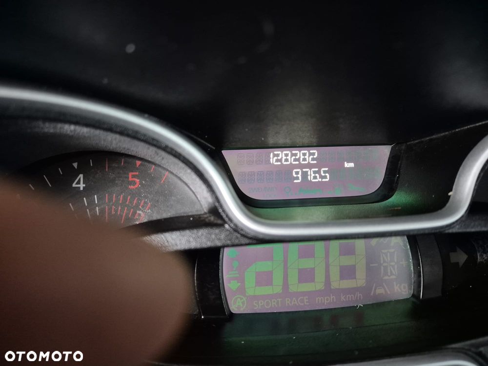 Renault Traffic - 11