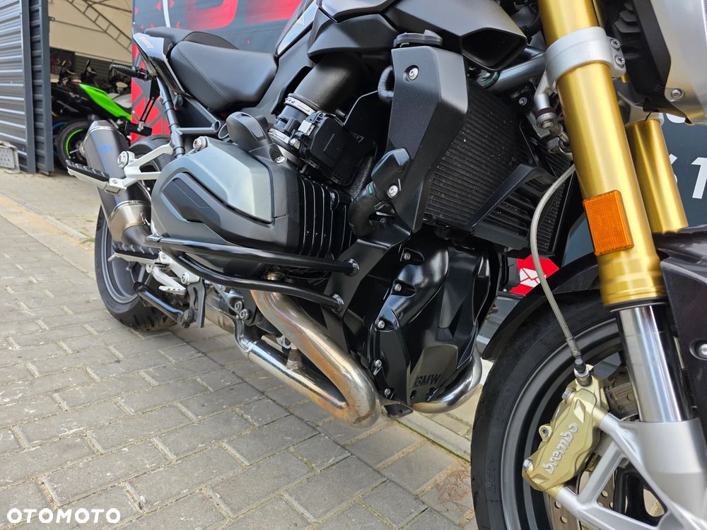BMW R - 26