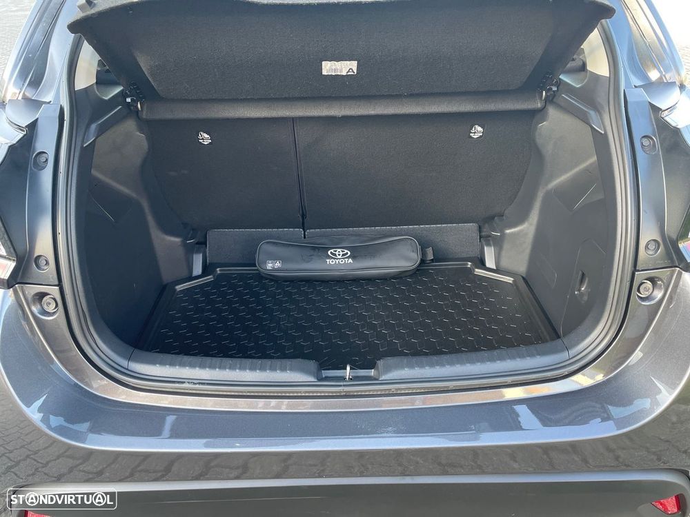 Toyota Yaris 1.5 HDF Comfort Plus - 10