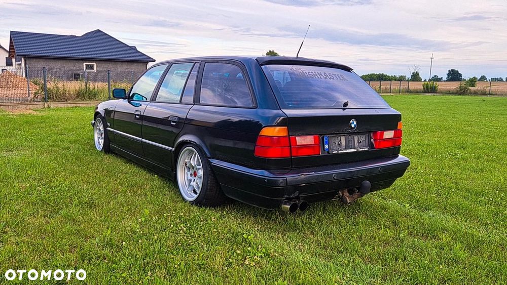 BMW Seria 5 540i - 15