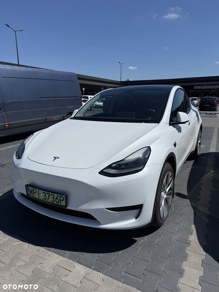 Tesla Model Y RWD - 4