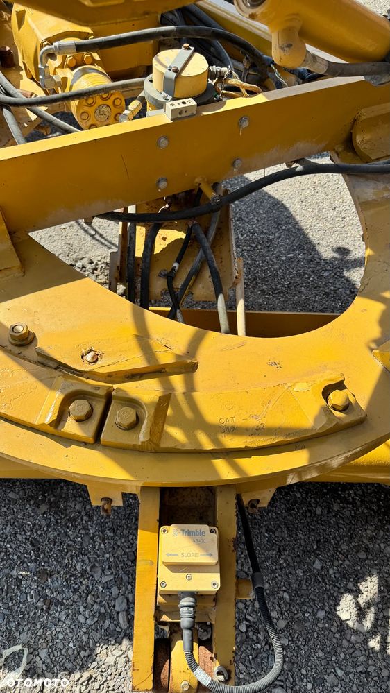 Caterpillar 120 M2 AWD - 14