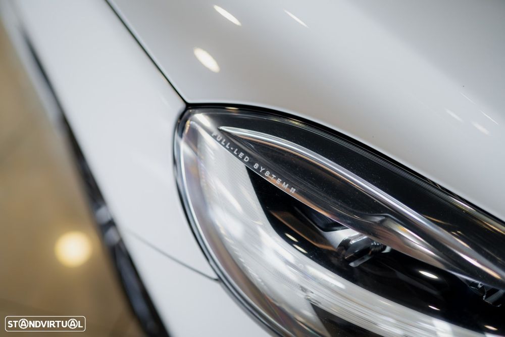 Volvo V40 2.0 D2 Momentum - 11