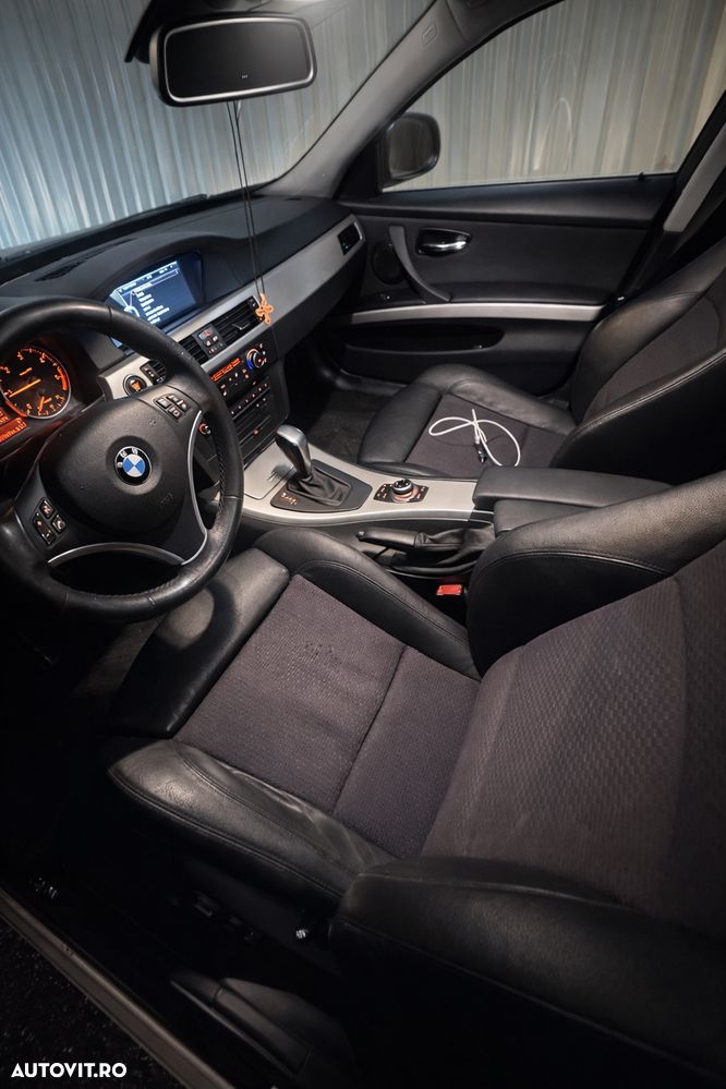 BMW Seria 3 320d DPF Aut. Edition Exclusive - 3