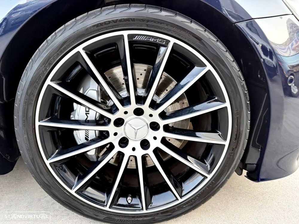 Mercedes-Benz E 53 AMG 4-Matic+ - 40