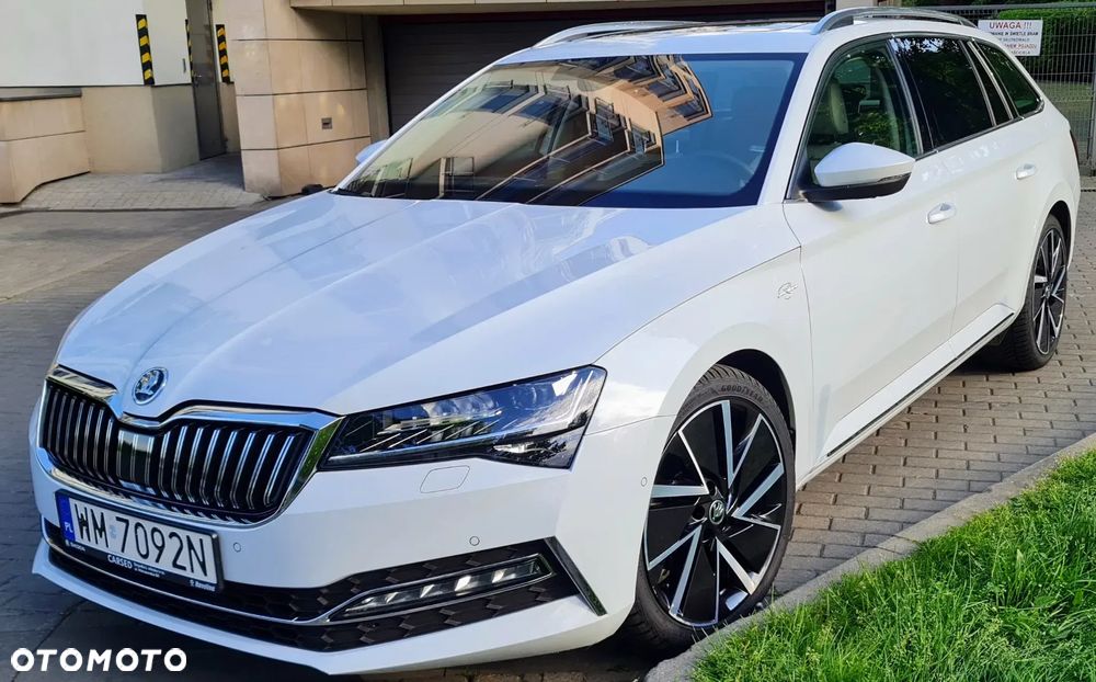 Skoda Superb 2.0 TDI SCR L&K DSG - 11