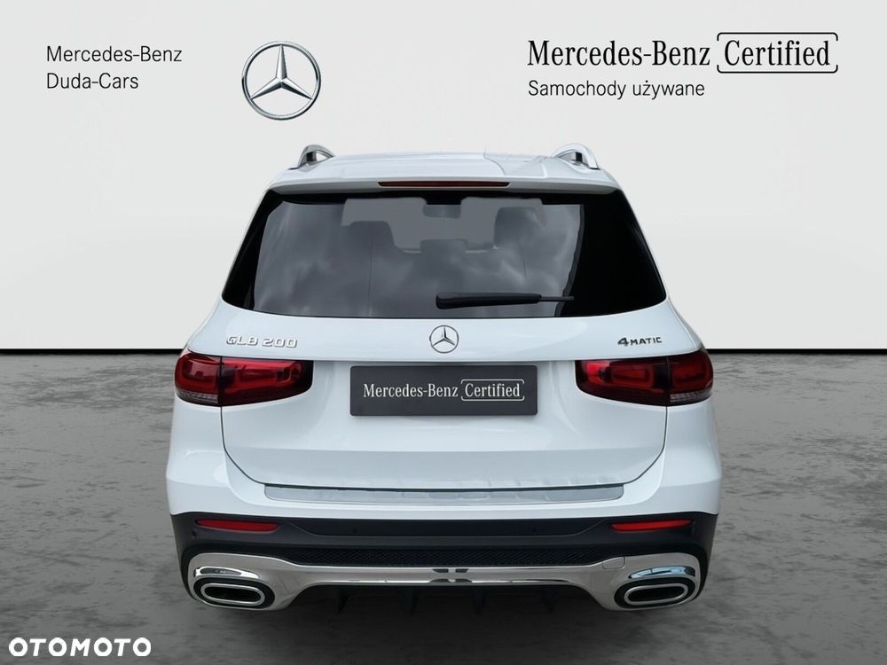 Mercedes-Benz GLB 200 4-Matic AMG Line 8G-DCT - 4