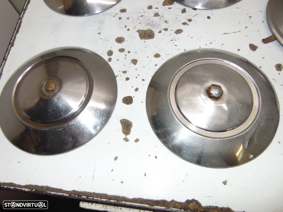 Antigos e clássicos tampões de roda - 3