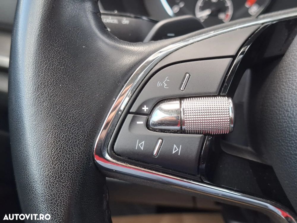 Skoda Octavia 1.0 TSI DSG Mild Hybrid Ambition - 38