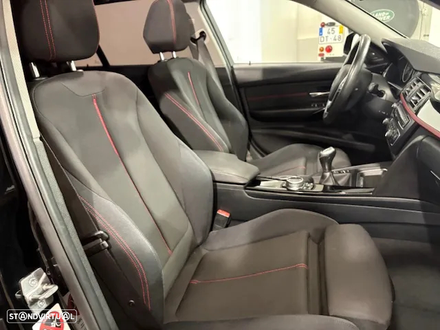 BMW 325 d Touring Blue Peformance Sport Line - 24