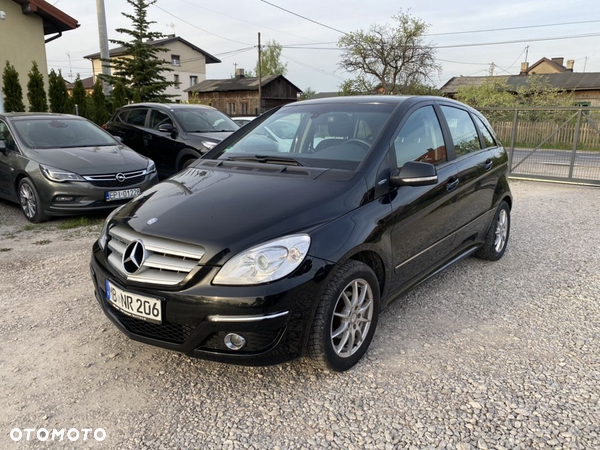 Mercedes-Benz Klasa B 180 BlueEffICIENCY