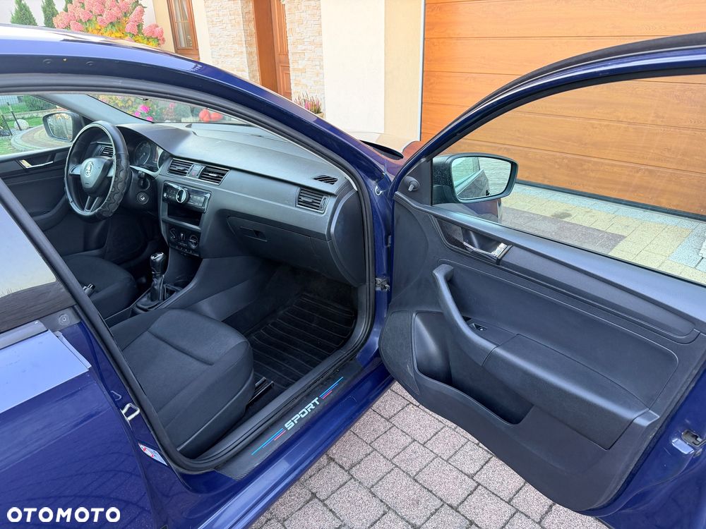 Skoda RAPID 1.0 TSI Active - 29