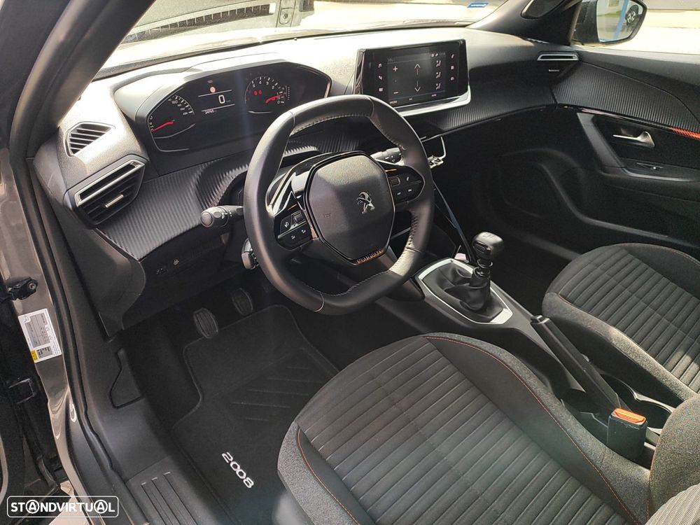 Peugeot 2008 1.2 PureTech Active Pack - 31