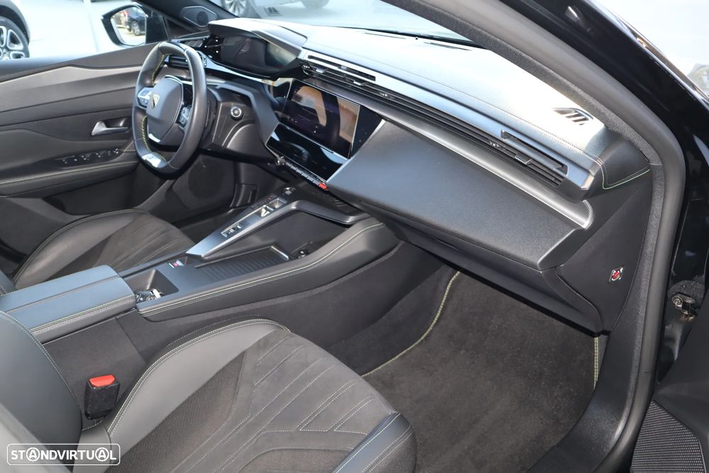 Peugeot 308 180 e-EAT8 GT - 12