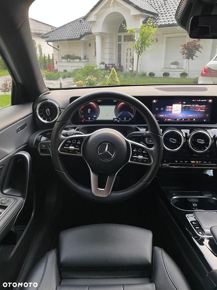 Mercedes-Benz Klasa A 200 d Progressive 8G-DCT - 10
