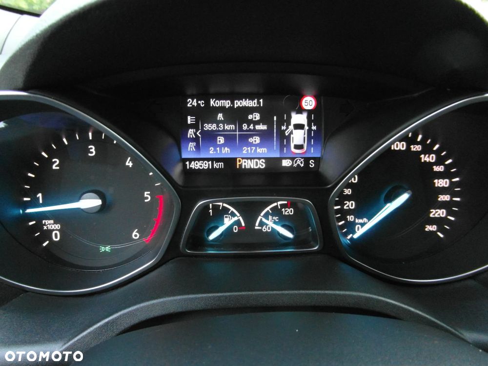 Ford Kuga 2.0 TDCi 4x4 ST-Line - 24