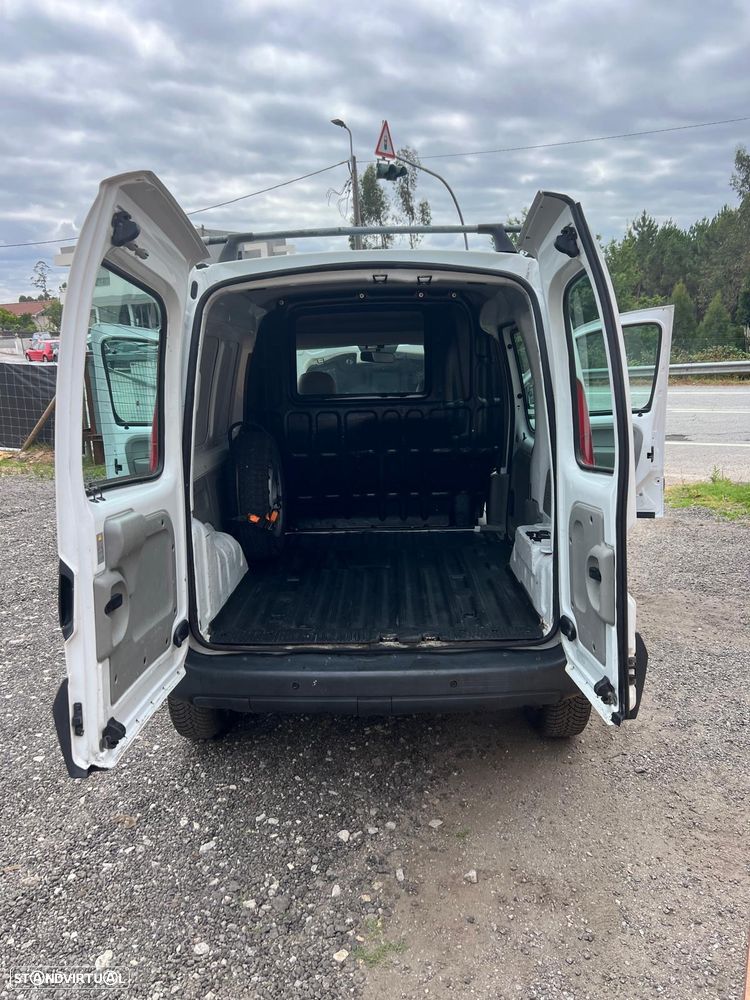 Renault kangoo 1.9 dci 4x4 van - 9