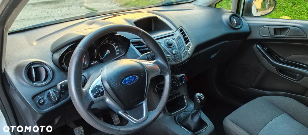 Ford Fiesta 1.6 TDCi Champions Edition - 9