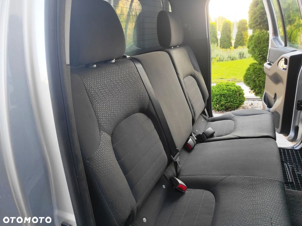 Nissan Navara 2.5 D LE - 27