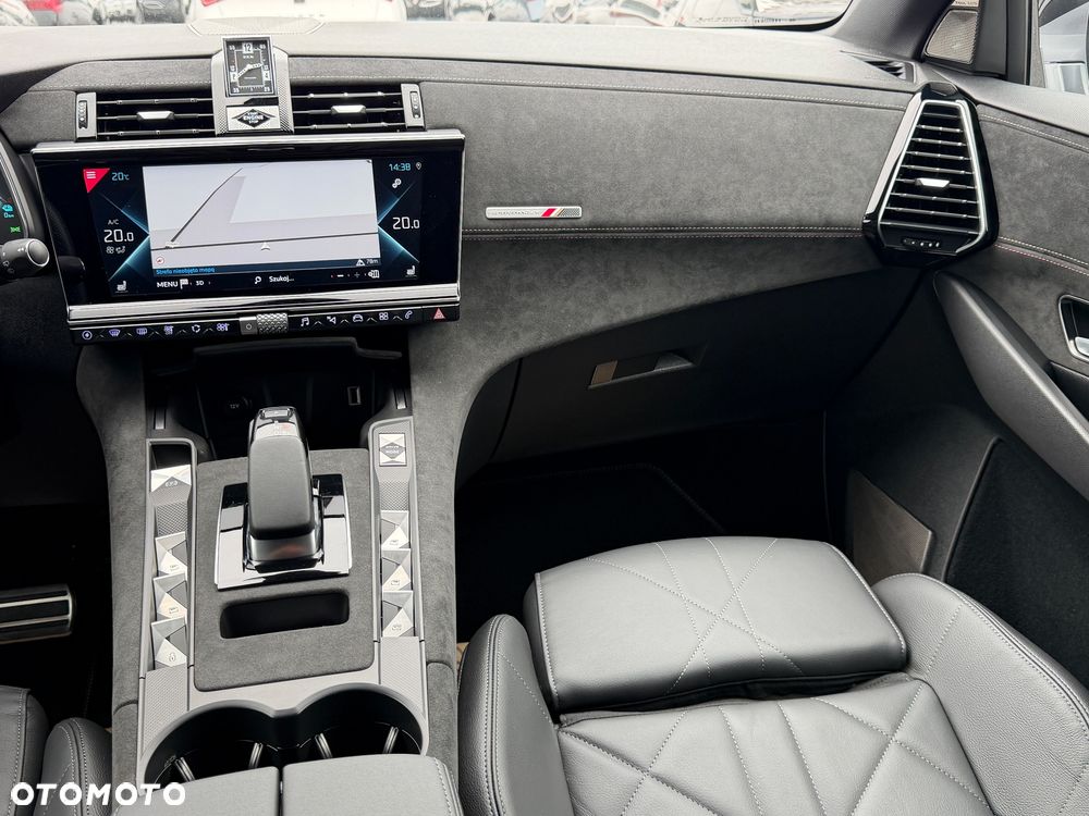 DS Automobiles DS 7 Crossback 1.6 E-Tense Performance Line + - 8