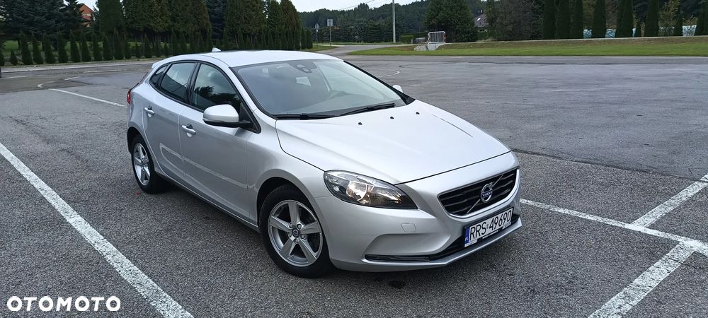 Volvo V40 D2 Drive-E Momentum - 20