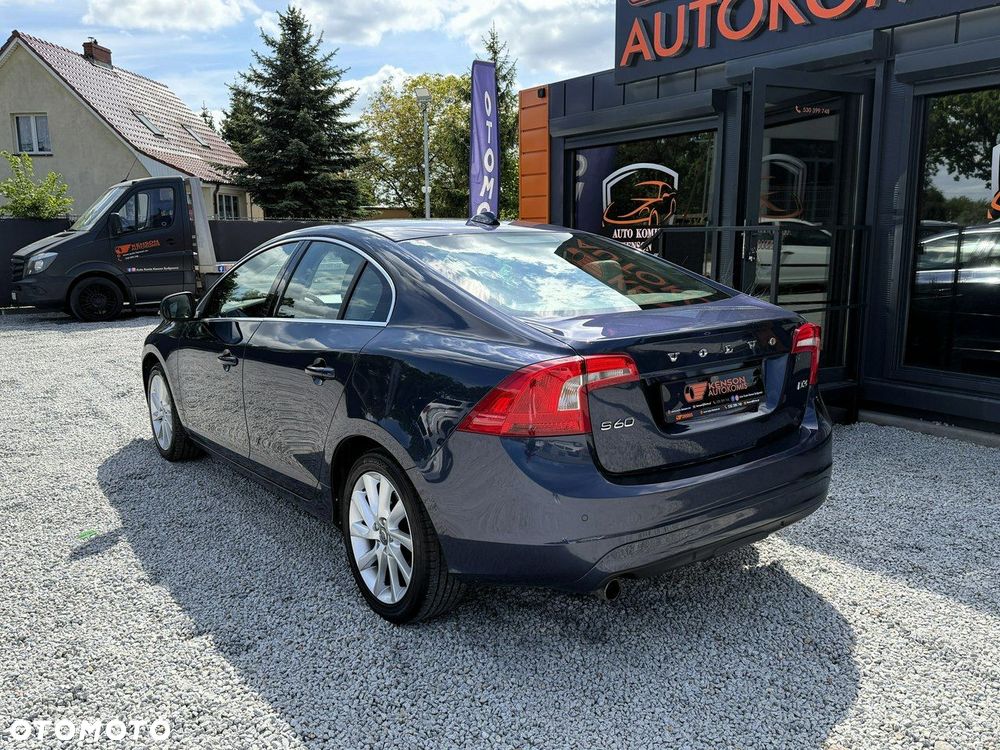 Volvo S60 - 4