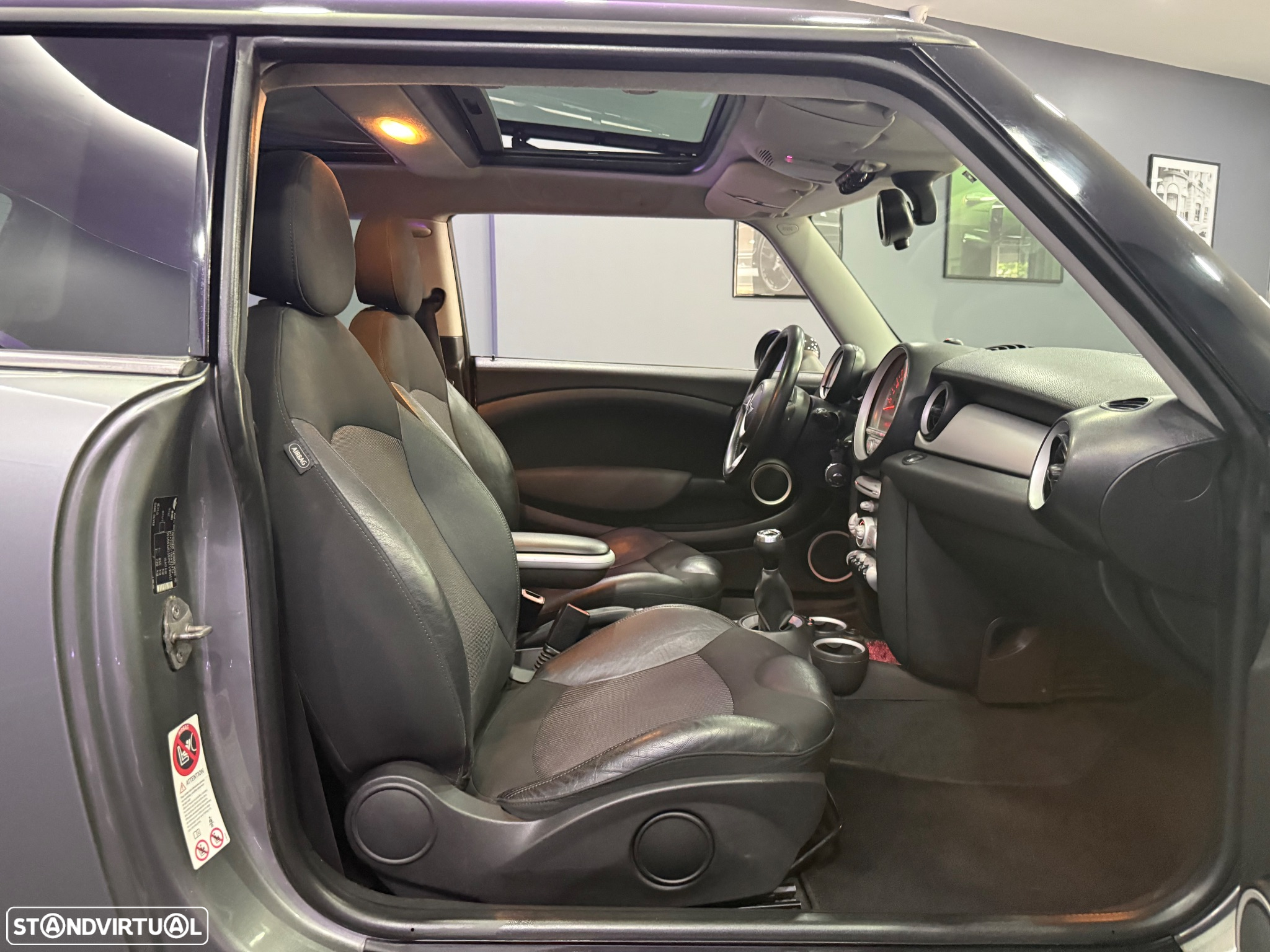 MINI 3 Portas Cooper D - 10