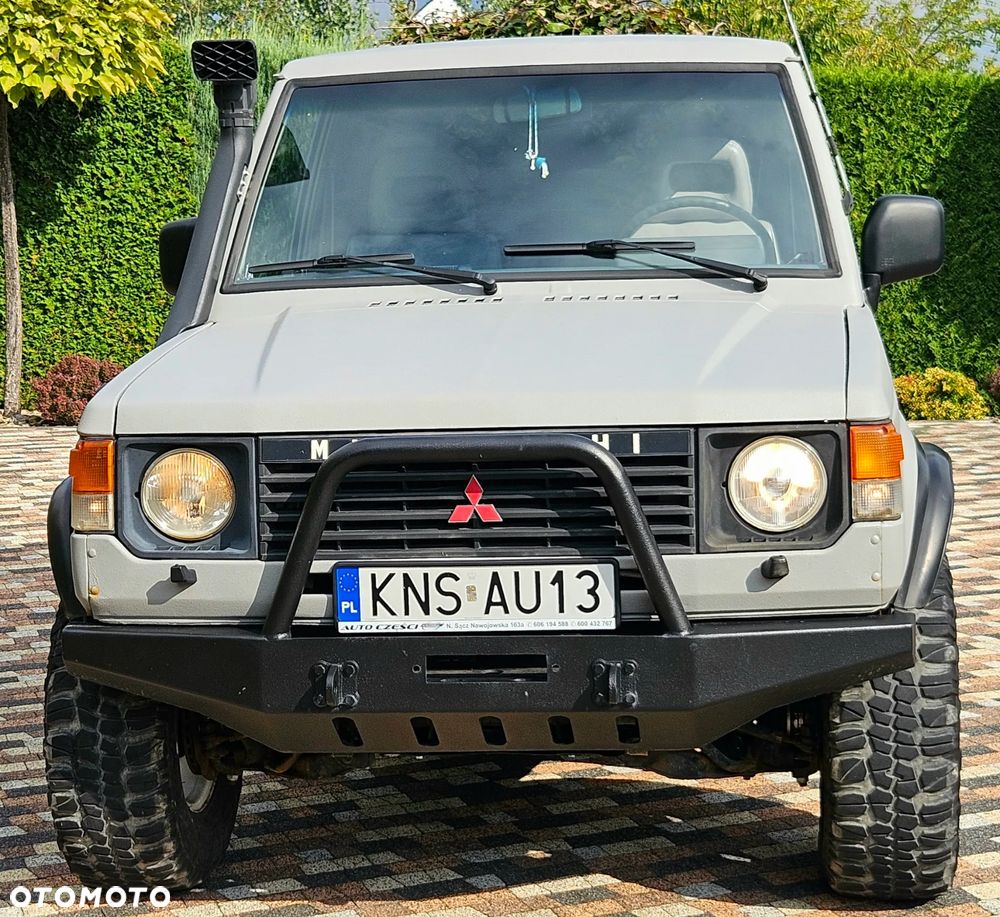 Mitsubishi Pajero 2.5 TDi - 25