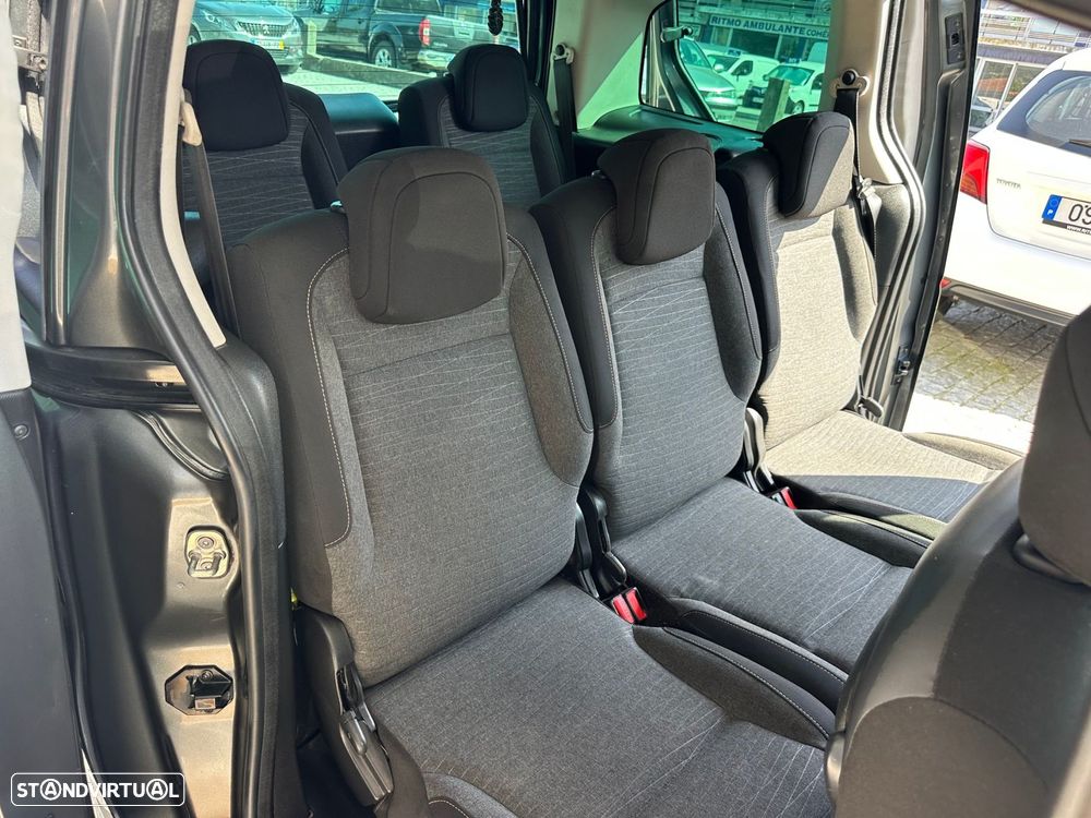 Citroën Berlingo 1.6 BlueHDi Feel 7L — fotografia 7