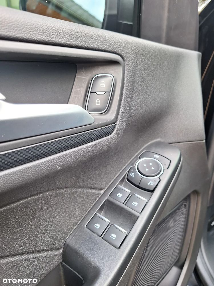 Ford Escape - 28