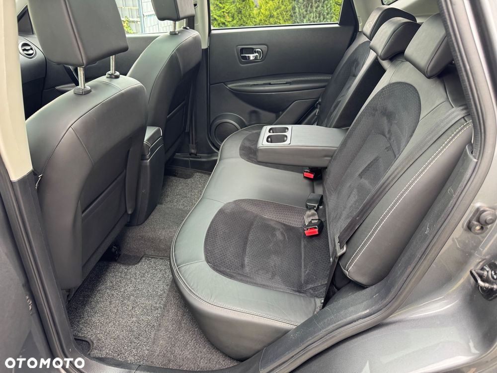 Nissan Qashqai 1.6 dCi TEKNA+ - 11