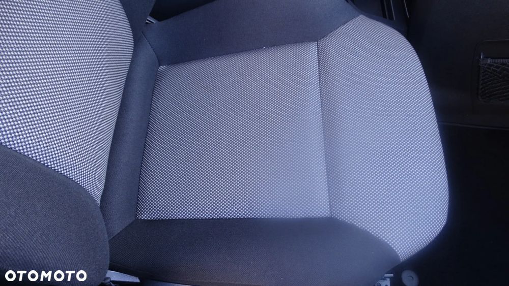 Opel Zafira 1.8 Essentia - 16