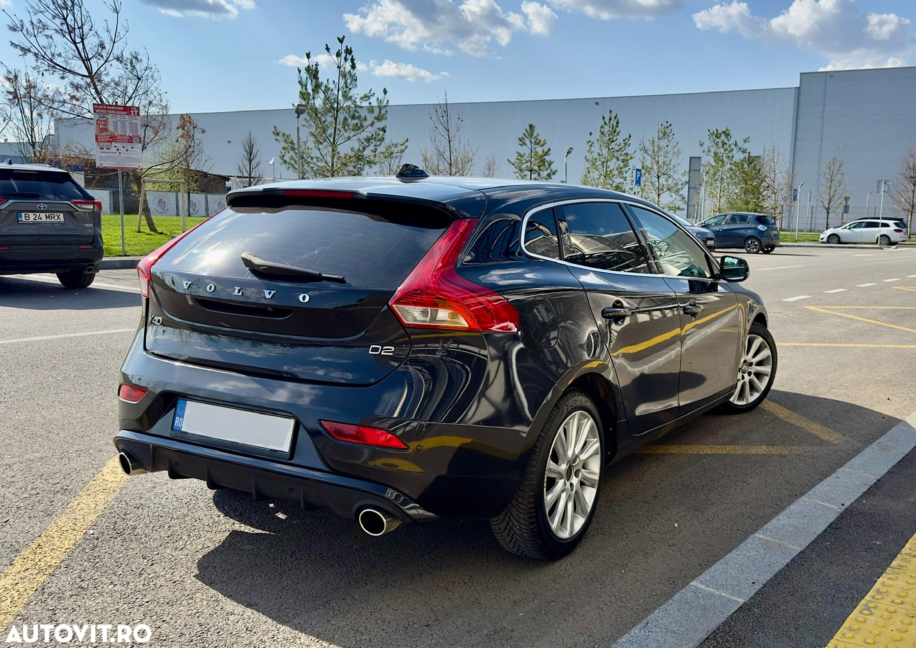 Volvo V40 D2 ECO Momentum - 4