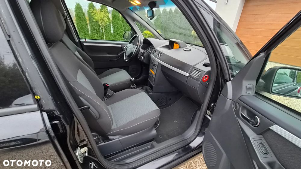 Opel Meriva 1.6 16V Cosmo - 21