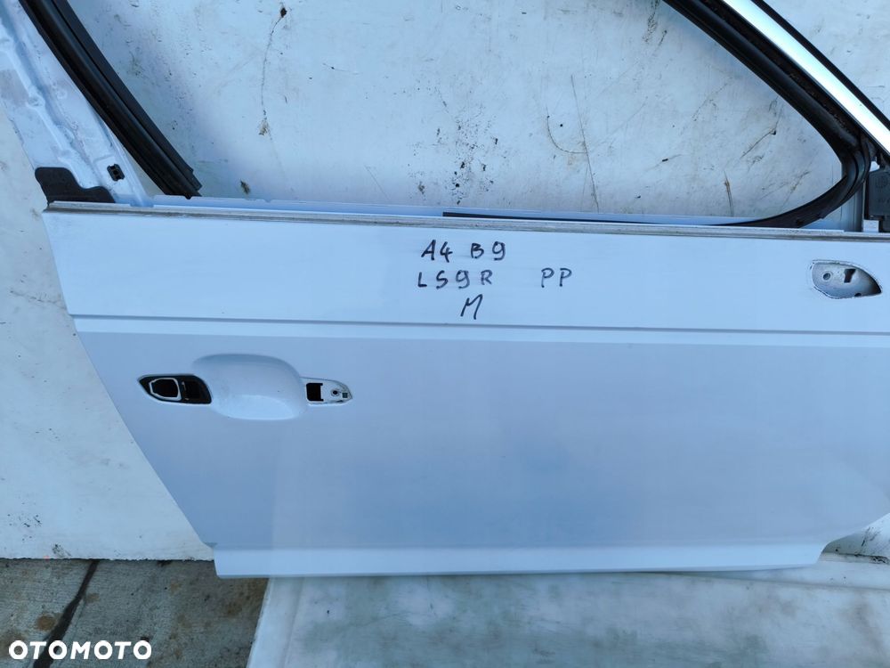 DRZWI PRAWY PRZÓD AUDI A4 B9 LS9R SEDAN/ AVANT / KOMBI - 16