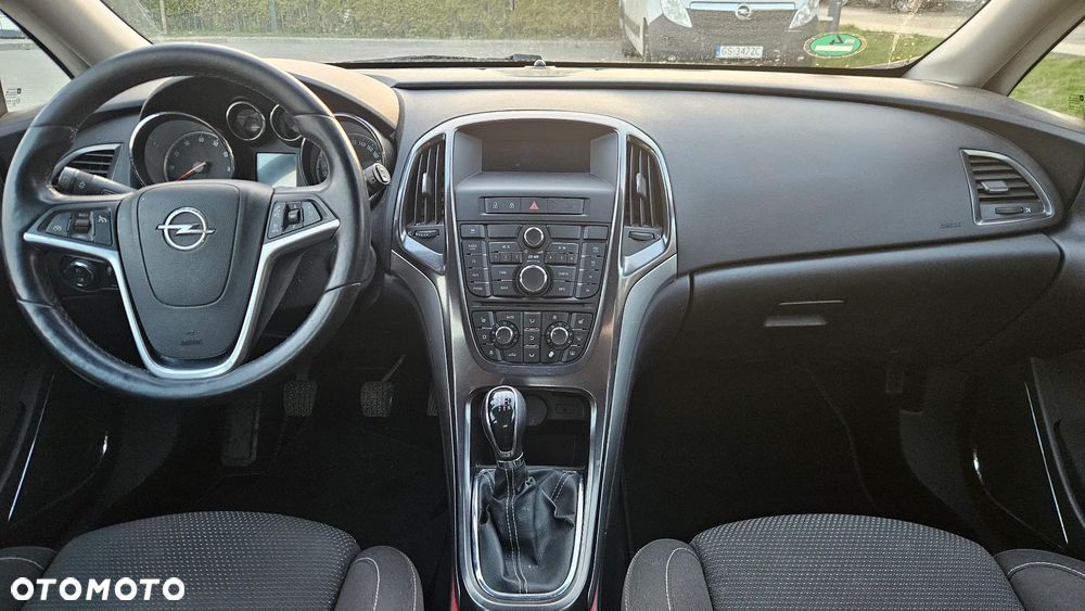 Opel Astra 1.4 Turbo - 8