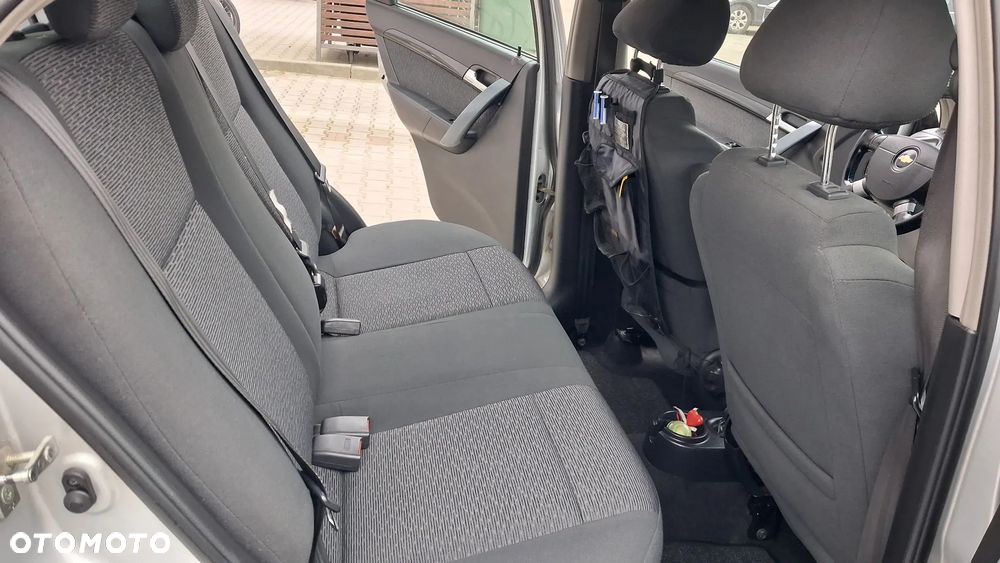Chevrolet Aveo 1.4 16V LT - 10