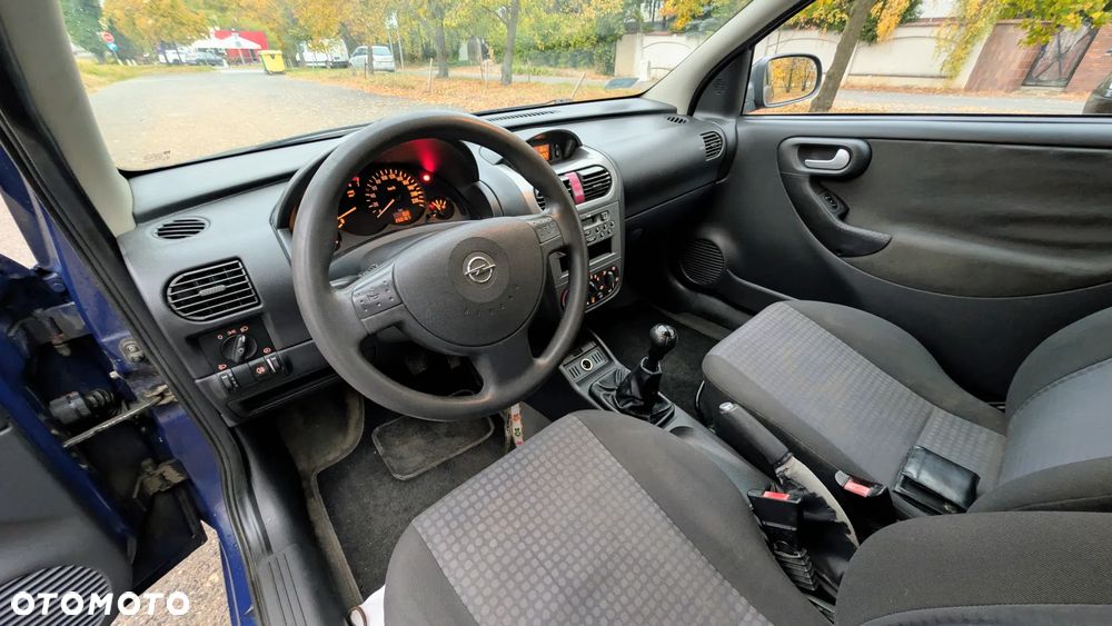 Opel Corsa - 8