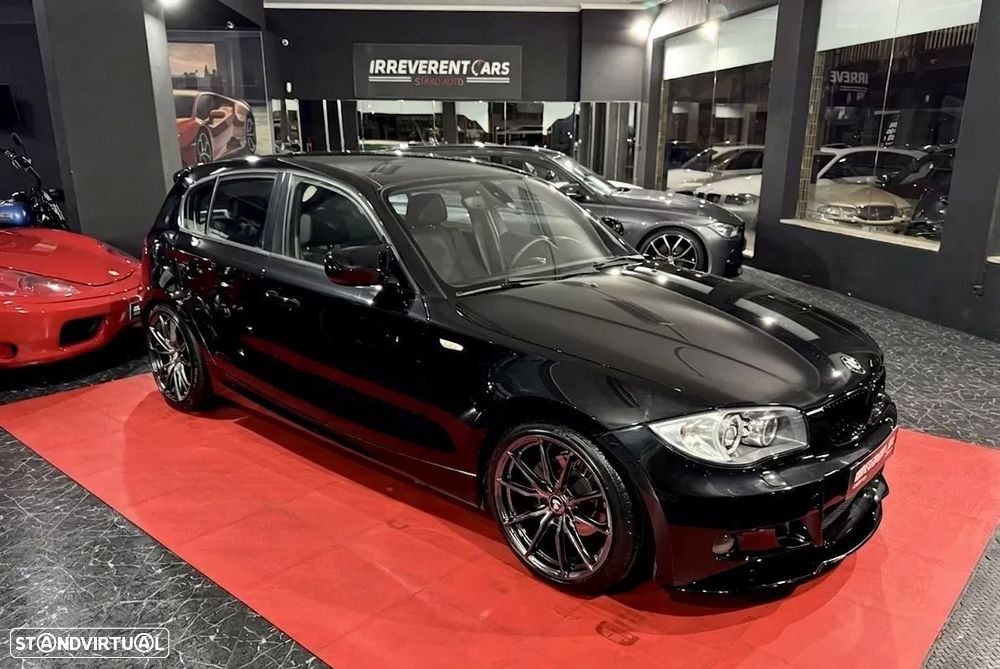 BMW 118 d Pack M - 4