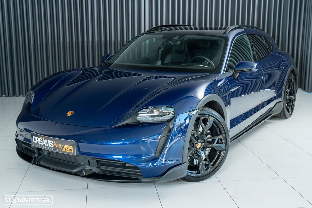 Porsche Taycan Cross Turismo Turbo - 33