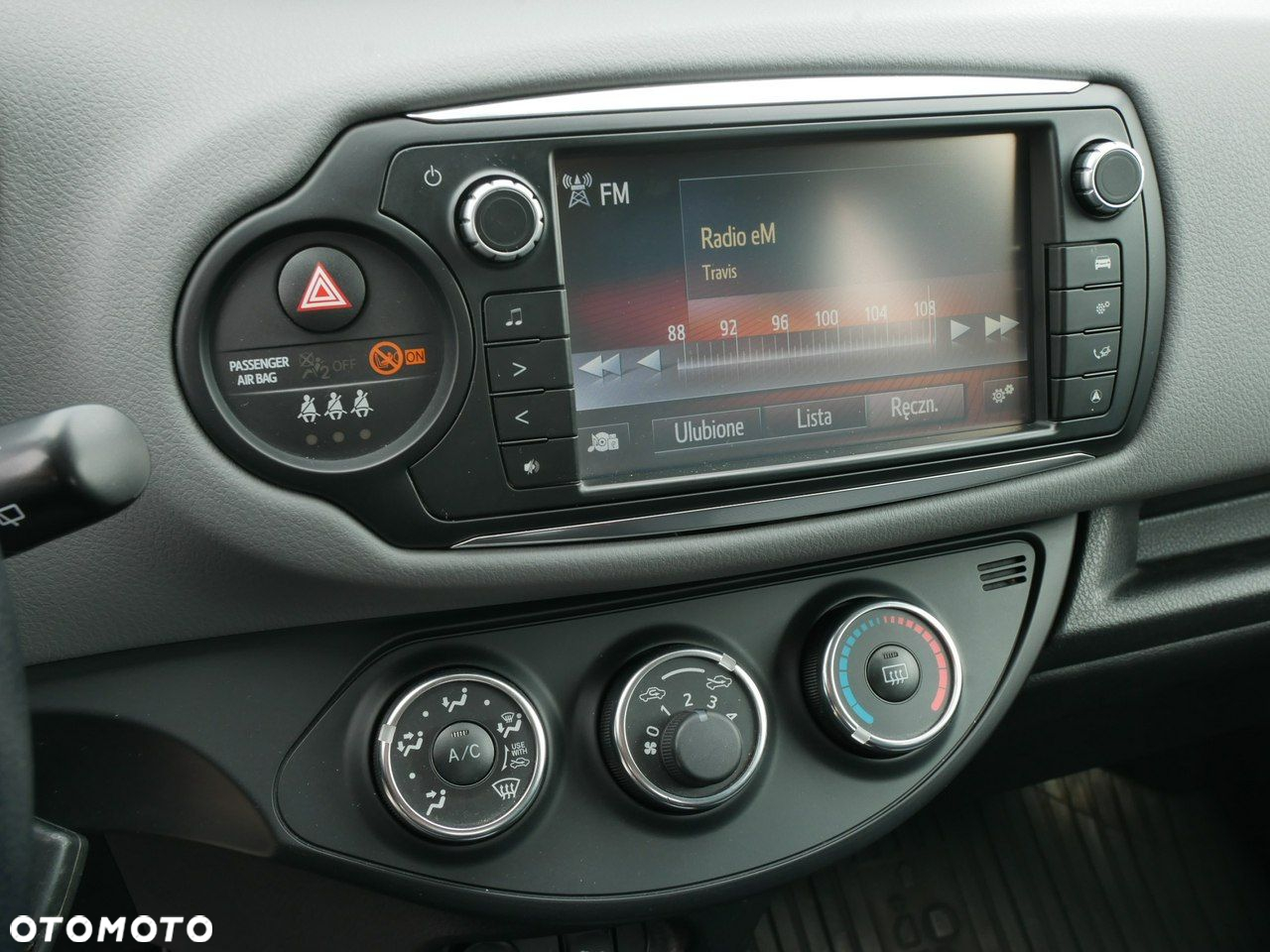Toyota Yaris 1.0 Active EU6 - 20