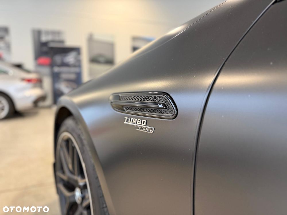 Mercedes-Benz AMG GT 43 4-Matic+ - 12