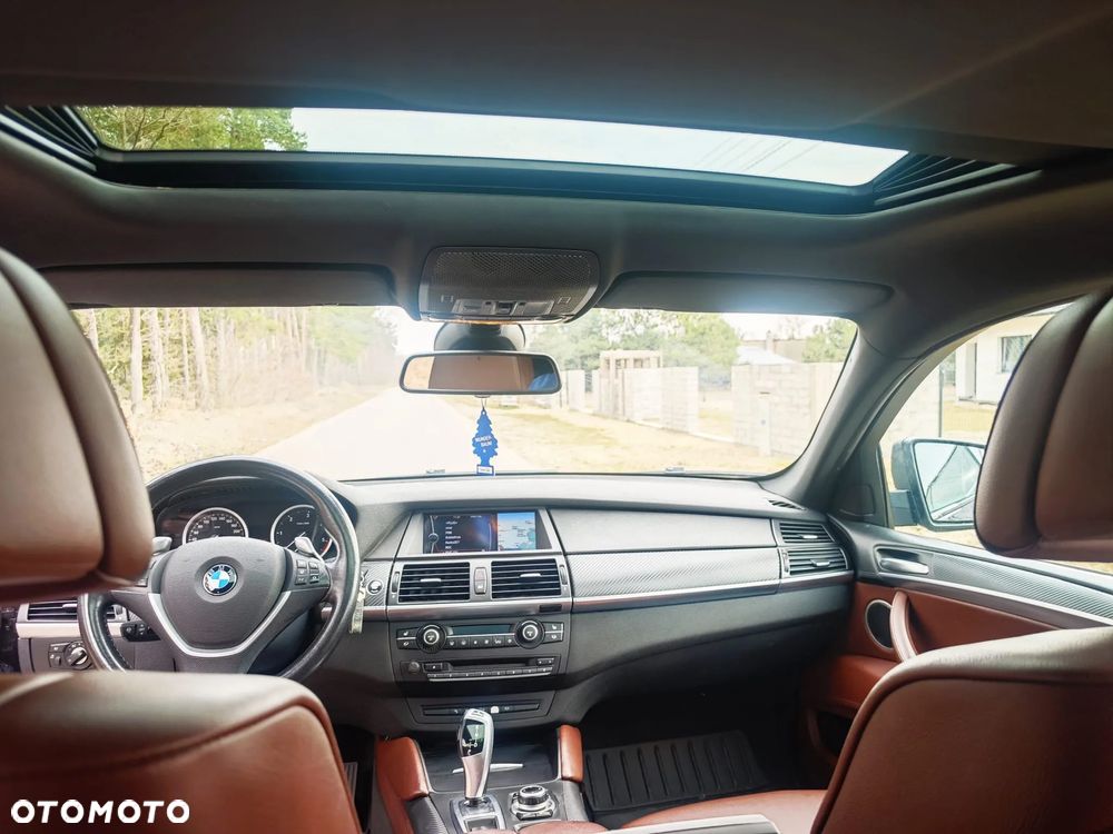 BMW X6 - 11