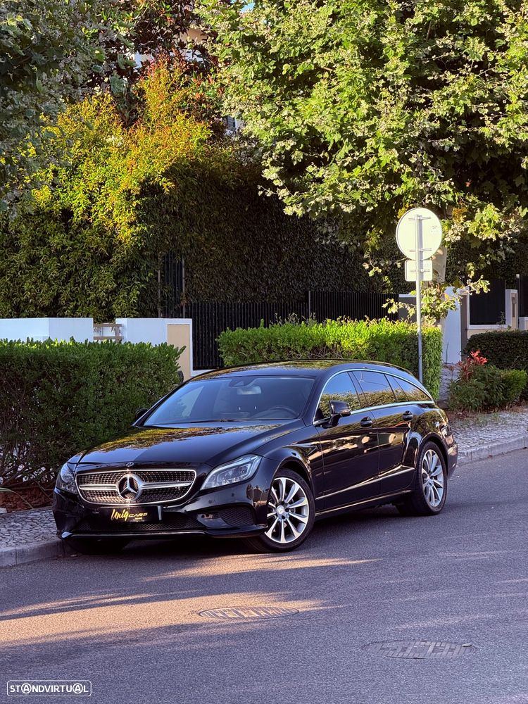 Mercedes-Benz CLS 220 - 30
